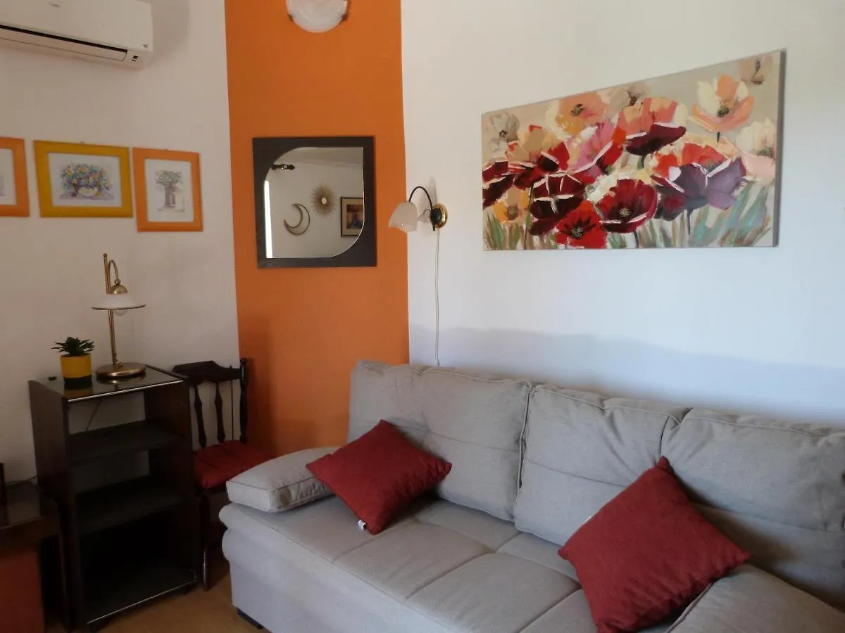 Apartments Eva Sukošan 0*,  Kroatien